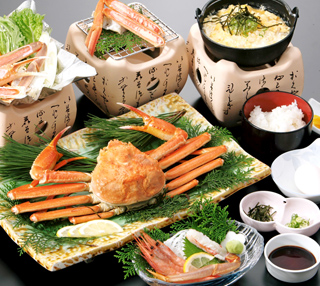 【グルメ企画】冬の日本海絶景・絶品！ズワイガニ尽くしと絶景日本海余部鉄橋「空の駅」を現地ガイドが案内