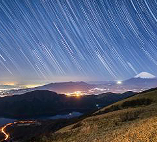 満天の星空に感動!天体観測&夜景ナイトツアー「箱根宙旅(はこねそらたび)」と時之栖イルミネーション2026「ひかりのすみか」&ビール1杯付!御殿場高原ディナー【A】
